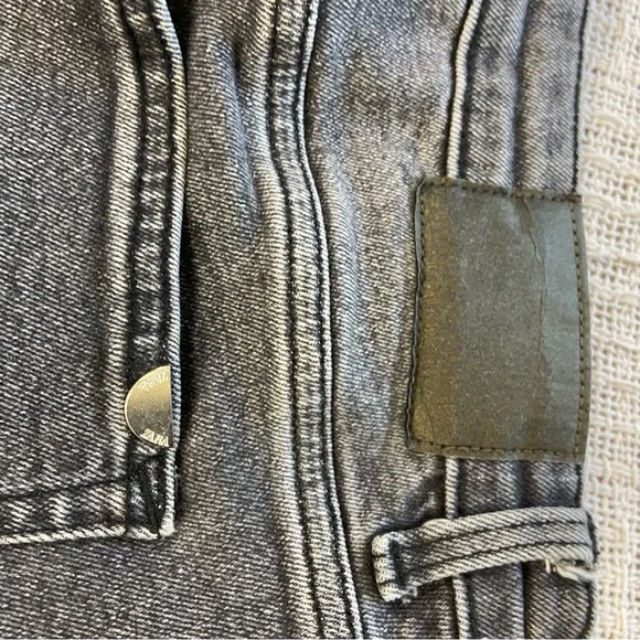 Zara Gray Cropped Flare Jeans High Rise Raw Hem Stretch Size 8 Distressed Womens - Picture 12 of 15